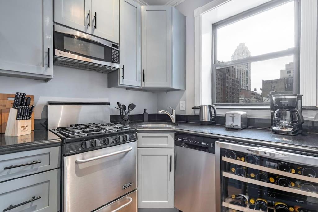 Gorgeous & Bright 3Bdr & 1Bth In Midtown Manhattan New York Esterno foto